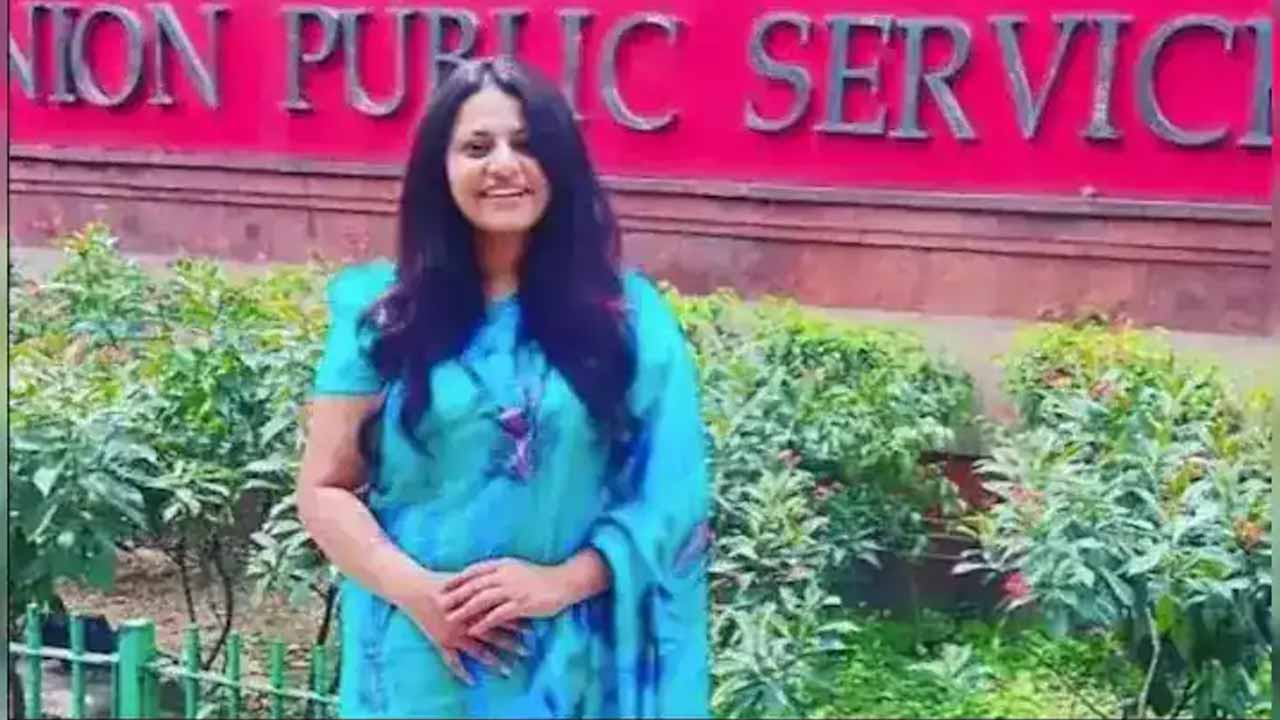 Puja Khedkar: పూజా ఖేద్కర్ను అరెస్టు చేయకండి: ఢిల్లీ హైకోర్టు