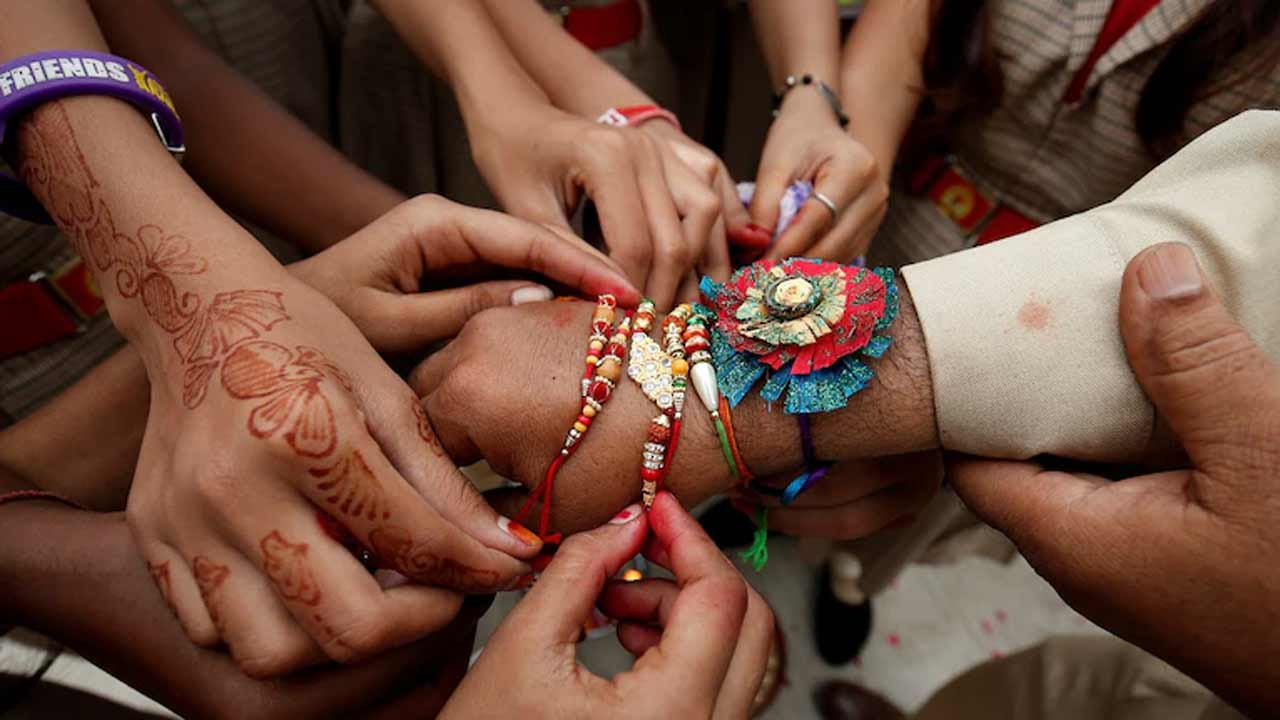 Raksha Bandhan | రాఖీ పండుగ‌ను ఎందుకు జ‌రుపుకుంటారు? పురాణాలు ఏం చెబుతున్నాయి