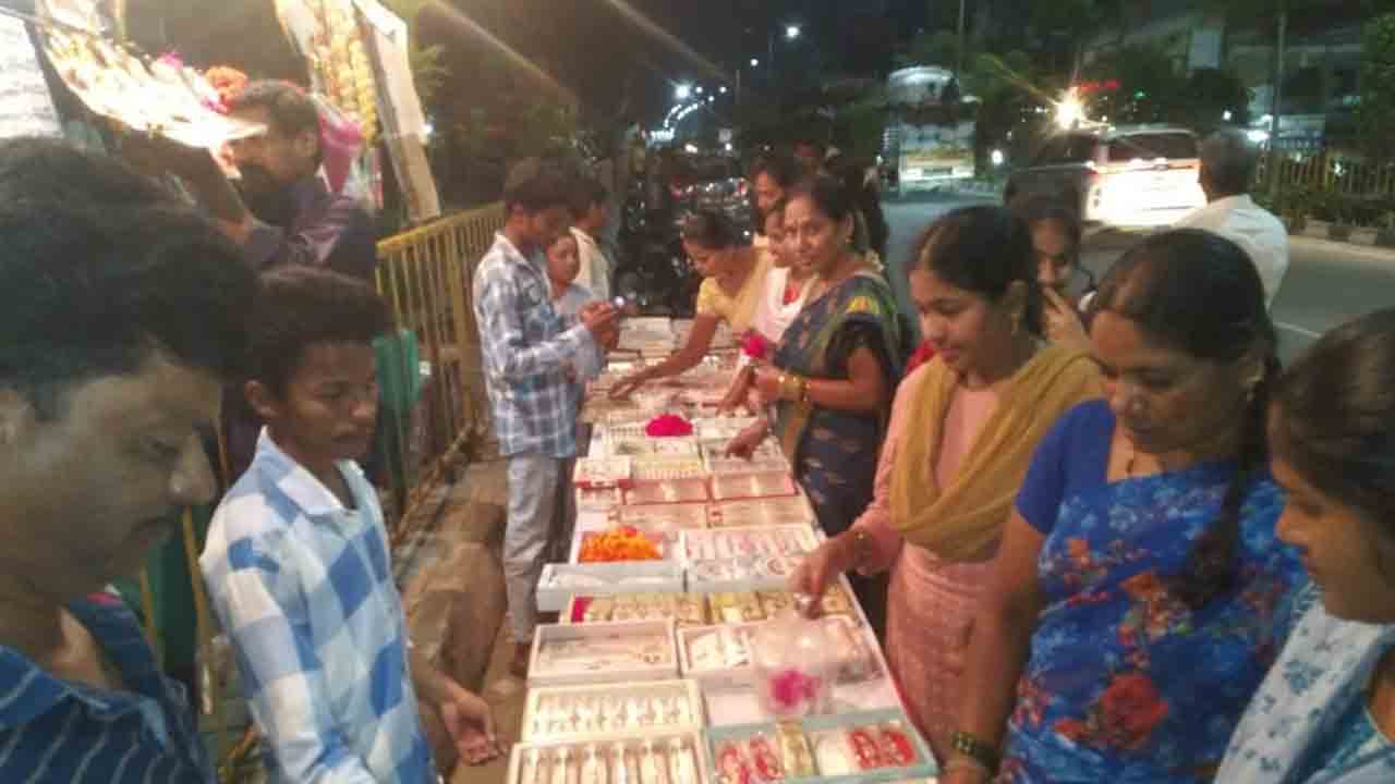 నేడు రక్షాబంధన్‌