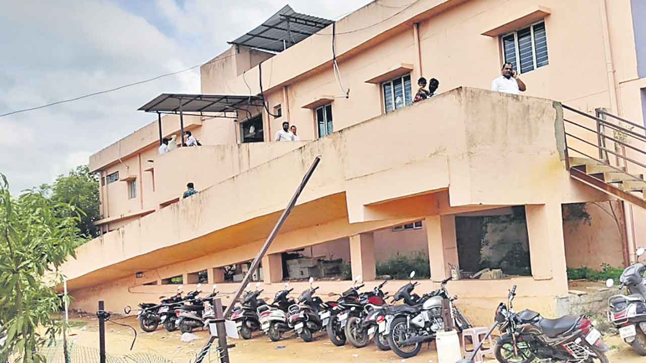 ఏసీబీ గుబులు