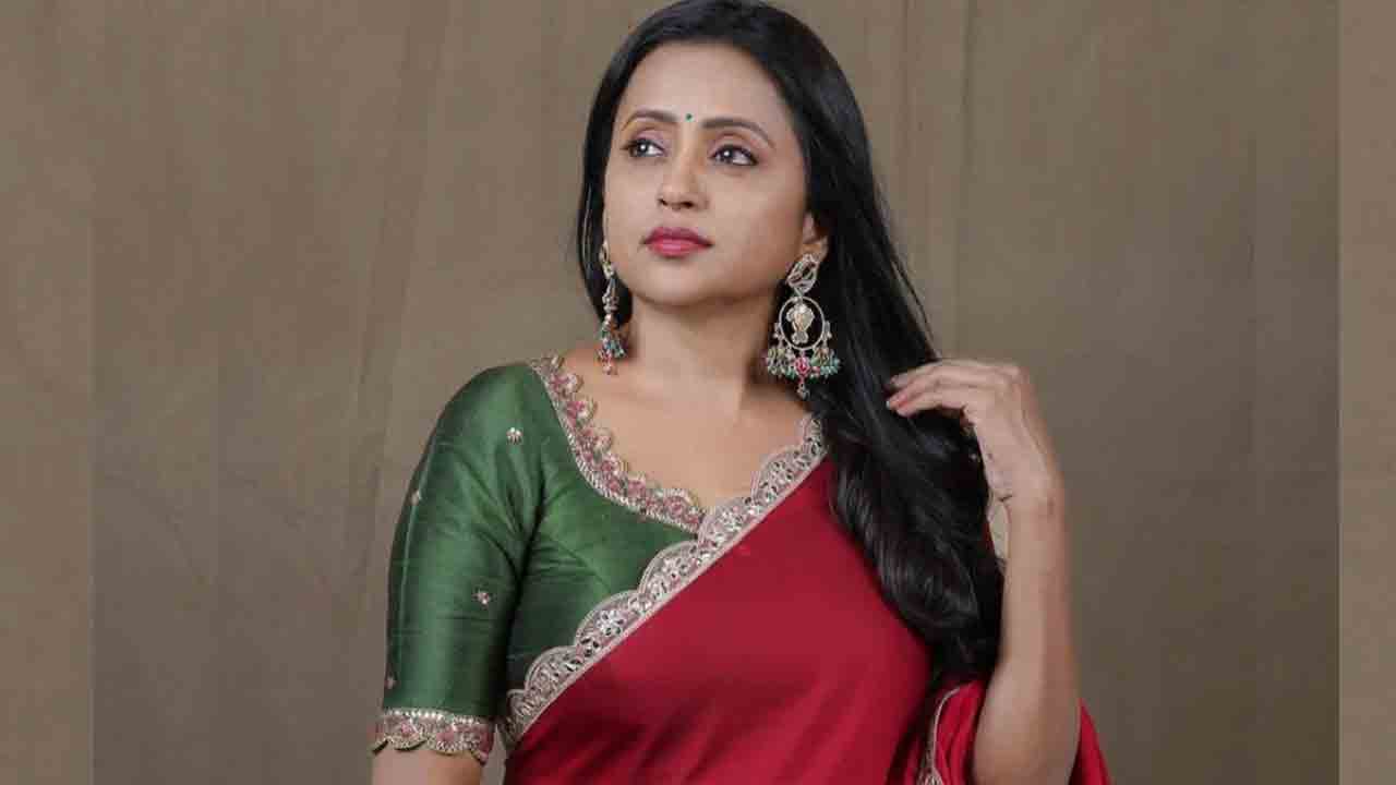 Anchor Suma | యాంకర్‌ సుమకు రియల్ ఎస్టేట్‌ కష్టాలు.?