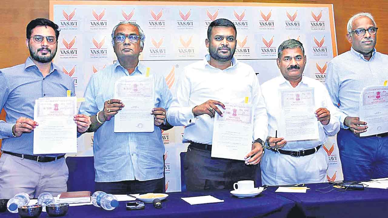 ‘వాసవిపై ఆరోపణలు అవాస్తవం’