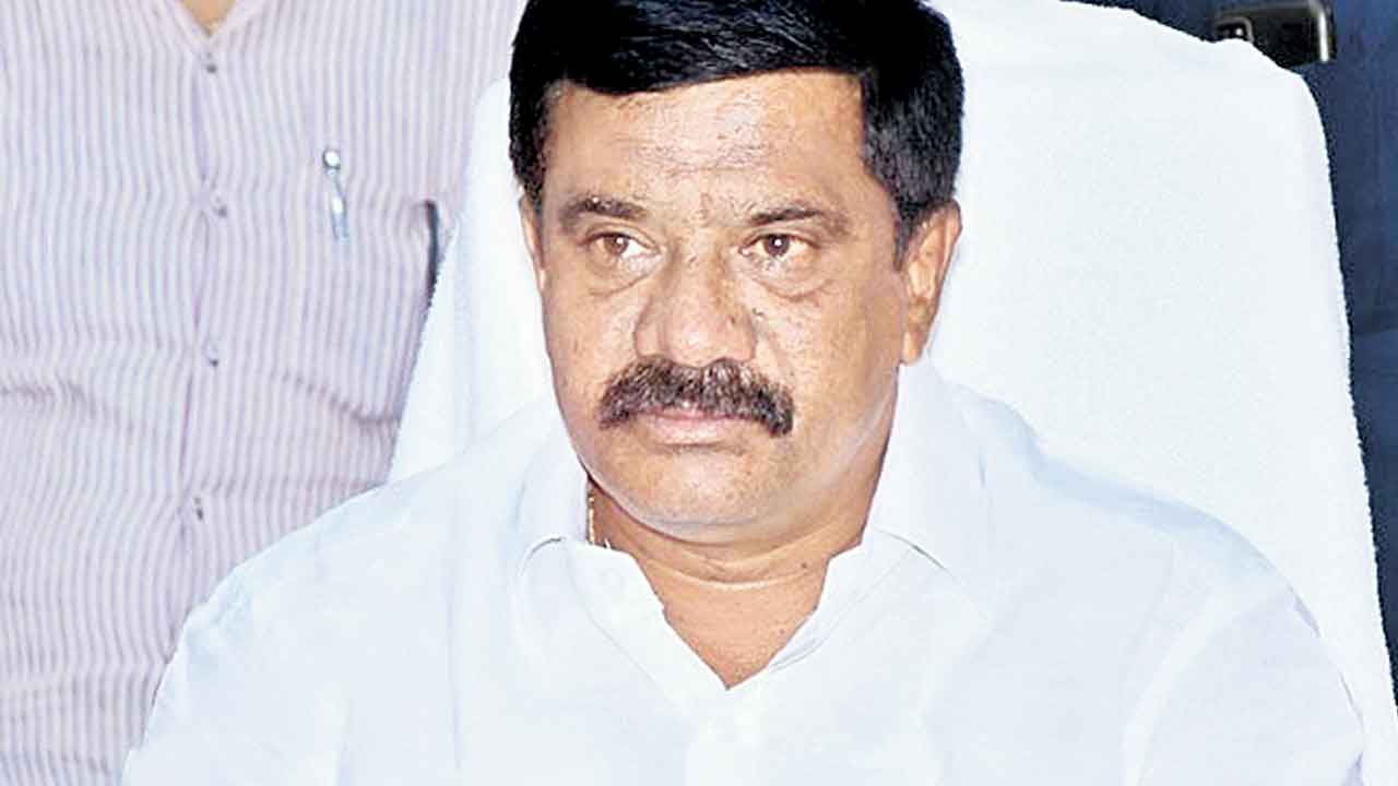 యువతను మోసం చేసిన కాంగ్రెస్‌