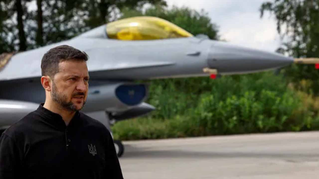 F-16 Fighter Jet: ఎఫ్‌-16 యుద్ధ విమానాన్ని కూల్చిన ర‌ష్యా.. ద్రువీక‌రించిన ఉక్రెయిన్‌