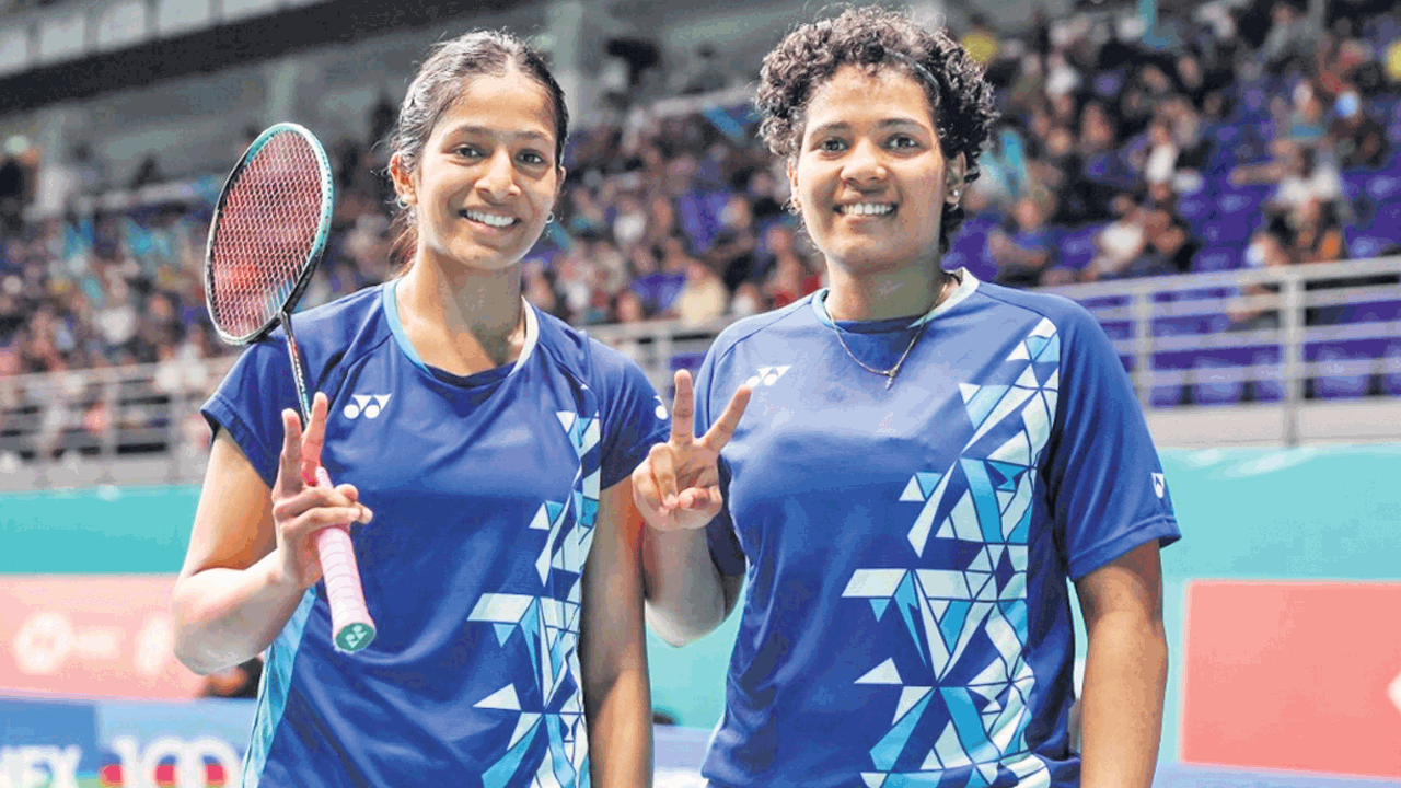 ప్రిక్వార్టర్స్‌కు త్రిసా-గాయత్రి ద్వయం