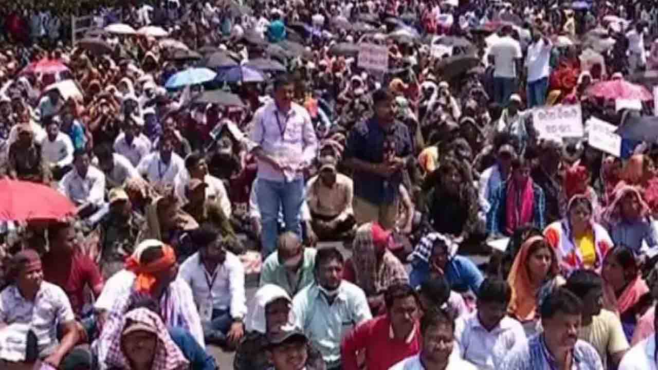 Telangana | మూణ్నెళ్లుగా జీతాల్లేవ్‌.. కాంట్రాక్ట్‌, ఔట్‌సోర్సింగ్‌ ఉద్యోగుల తండ్లాట!