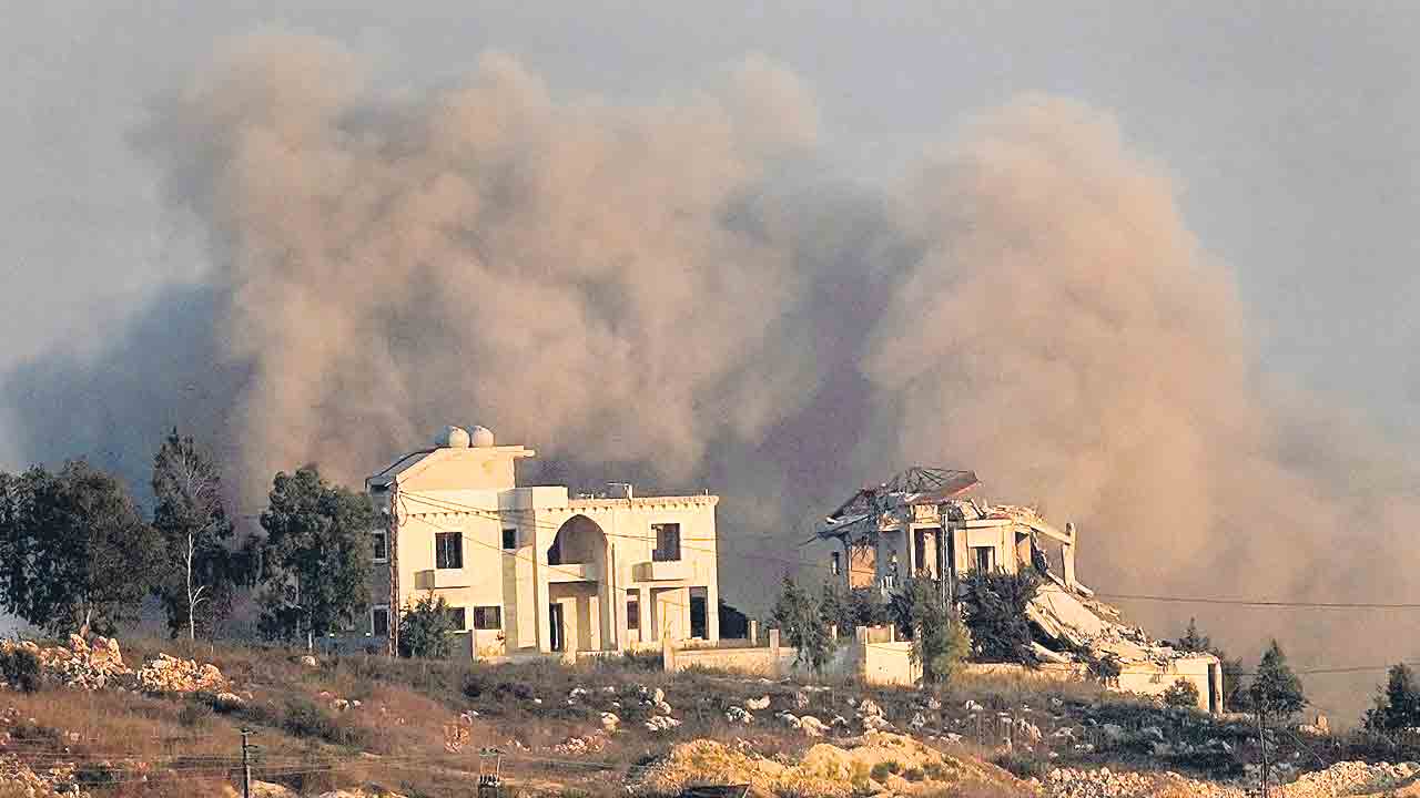 Israel-Hezbollah War | లెబనాన్‌పై బాంబుల వర్షం.. 550 మంది మృతి