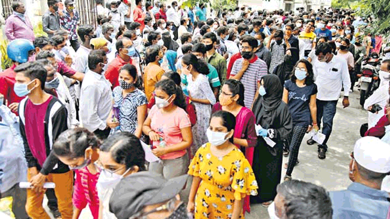 Congress Govt | తెలంగాణ బిడ్డలపై కక్ష.. స్థానికతపై మొండిగా వ్యవహరిస్తున్న రాష్ట్ర ప్రభుత్వం