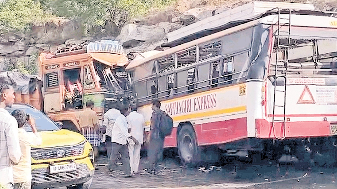 చిత్తూరులో ఘోర రోడ్డు ప్రమాదం