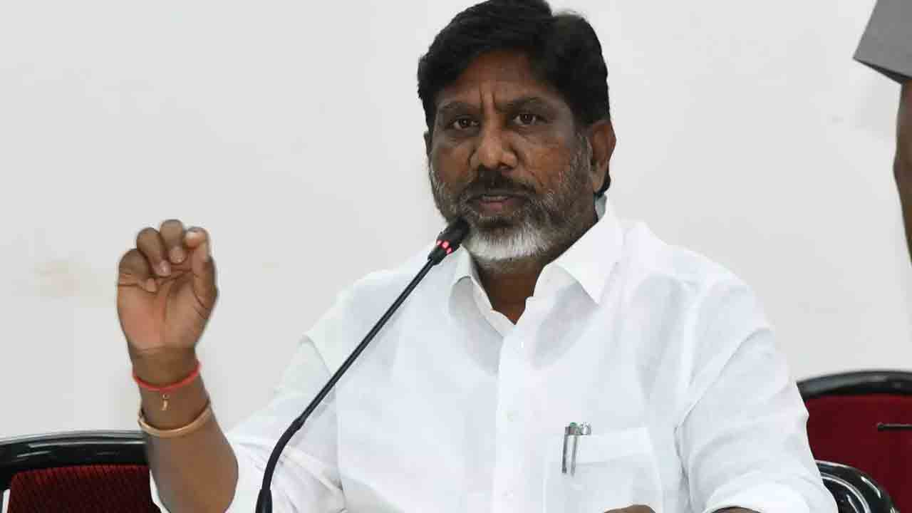 డిప్యూటీ సీఎం నివాసంలో దొంగతనం