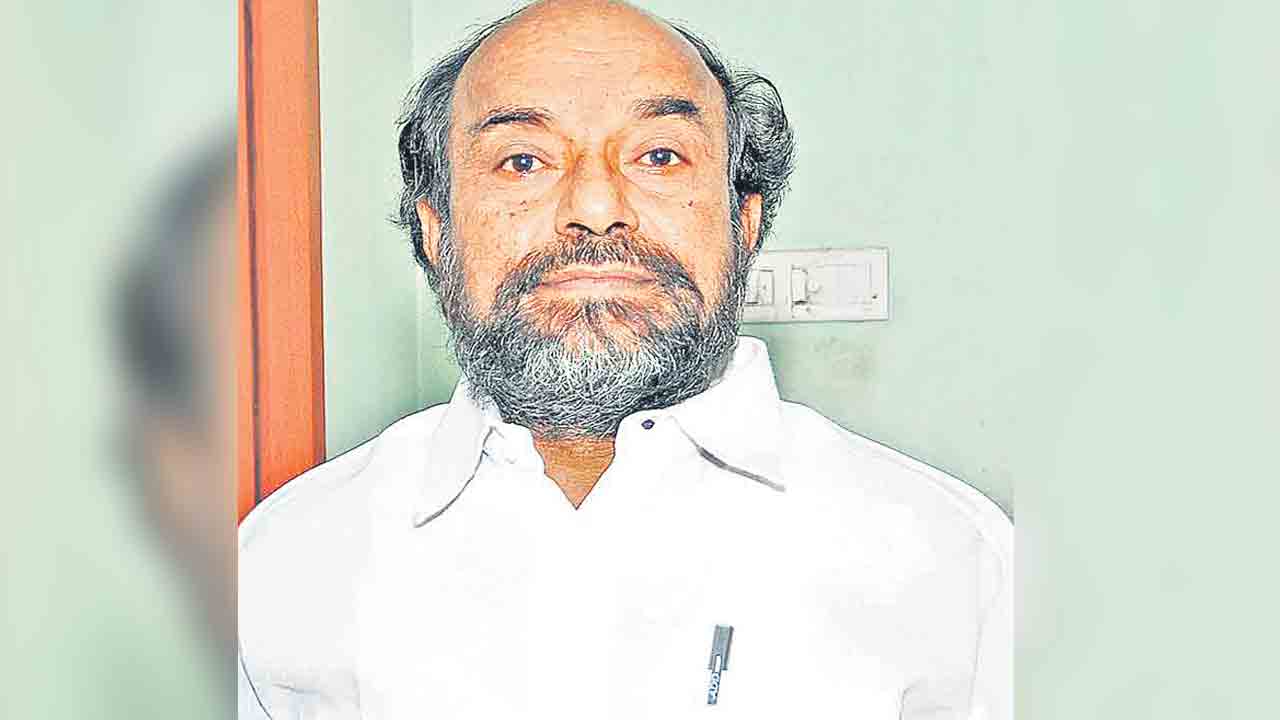 బీసీ రిజర్వేషన్లు పెంచాలి