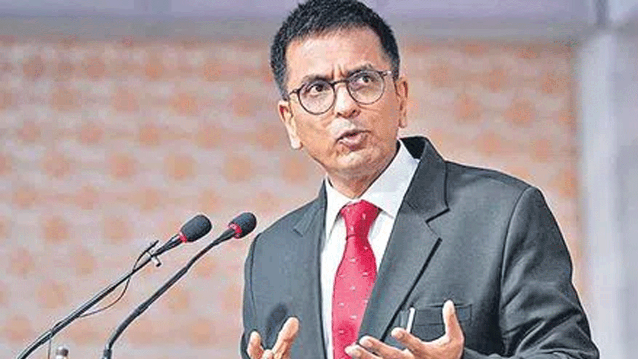 చట్టాలు కాదు.. మన మైండ్‌సెట్‌ మారాలి