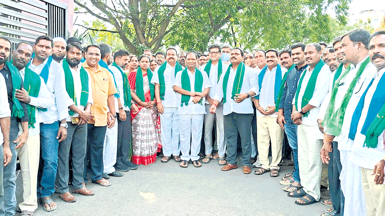 ఆంక్షలు లేకుండా మాఫీ చేయాలి