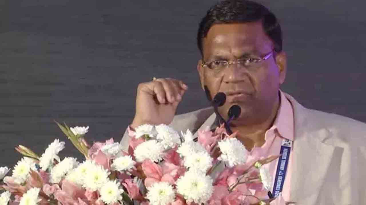 ఆర్‌అండ్‌బీ ఈఎన్‌సీ గణపతిరెడ్డి రాజీనామా