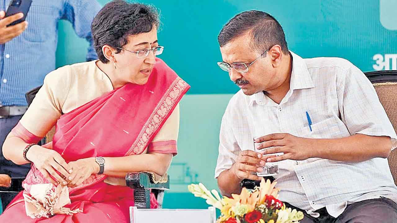 రాజీనామా వ్యూహం ఫలించేనా?