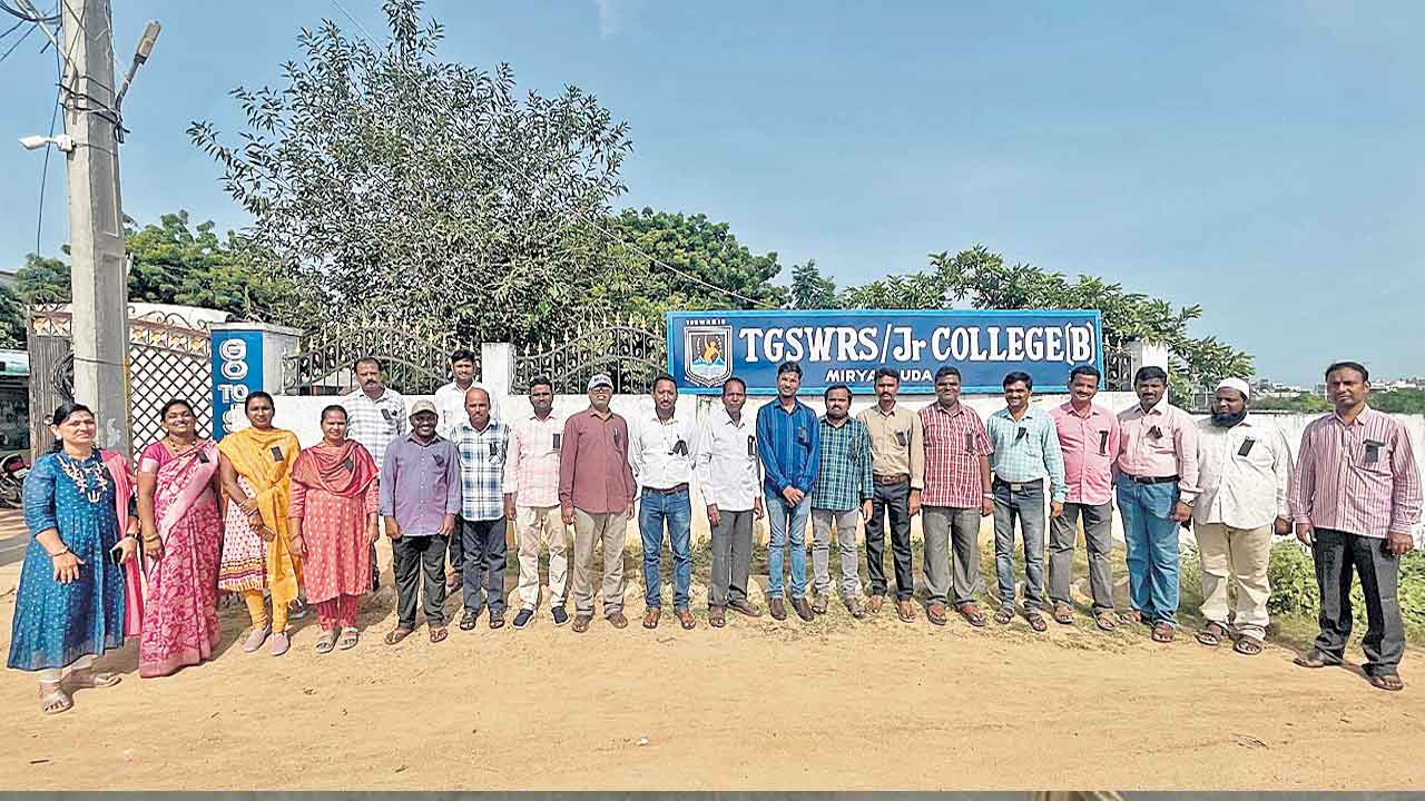 కొత్త టైమ్‌టేబుల్‌ అమలుచేయాలి