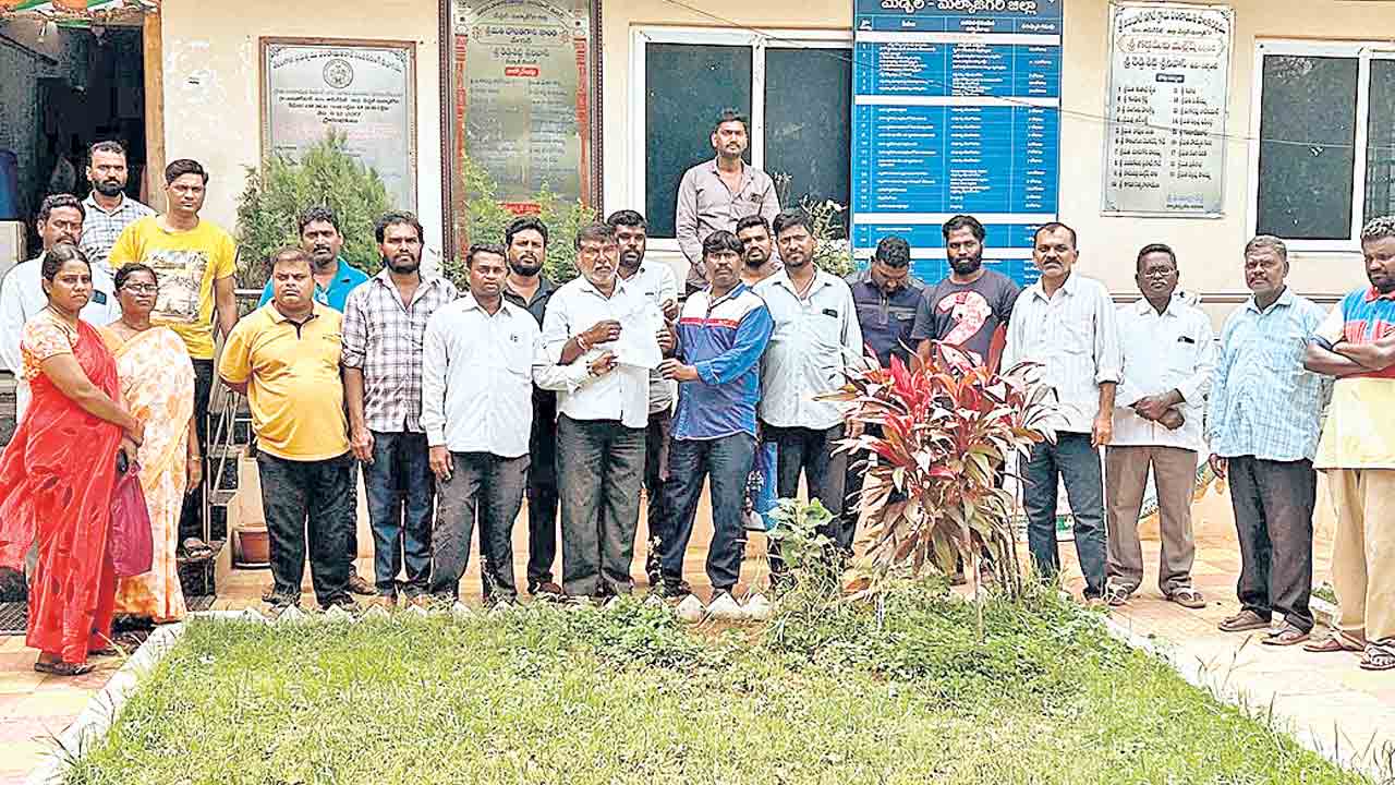 Jawaharnagar | మా ఇండ్లు కూలిస్తే చావే శరణ్యం.. సర్కార్‌కు మా ఉసురు తగులుతది