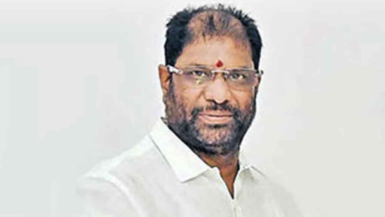 సహాయక చర్యల్లో వేగం పెంచండి