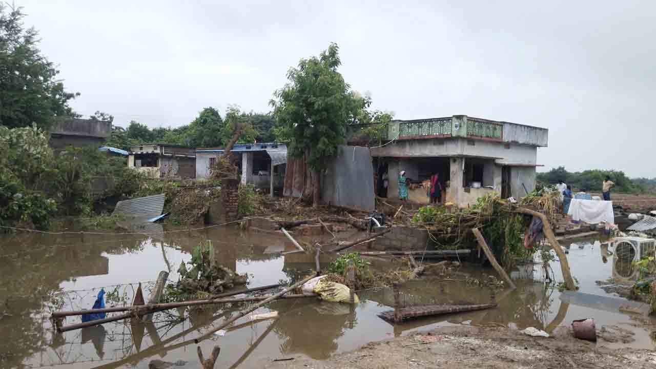 మంత్రి చెప్పినా.. అందని సాయం