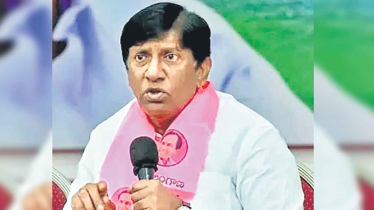 కొత్త చట్టాలపై వినోద్‌ న్యాయపోరాటం