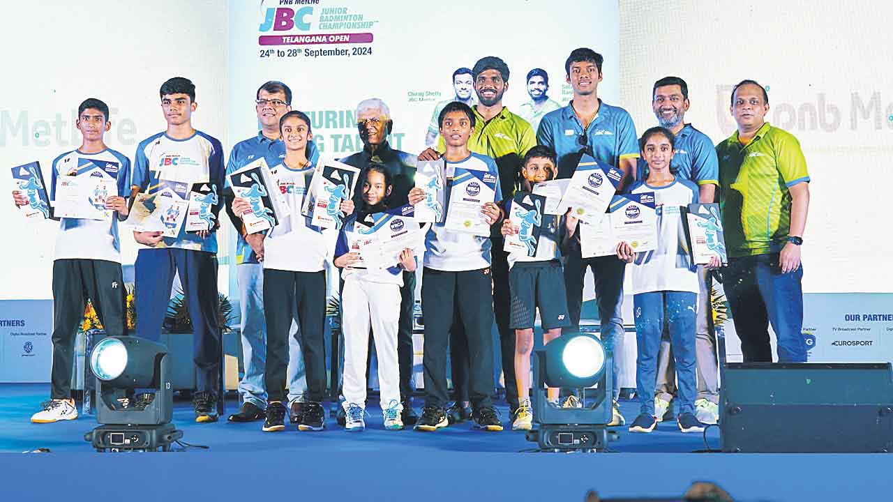 సింగిల్స్ చాంప్ భవేశ్