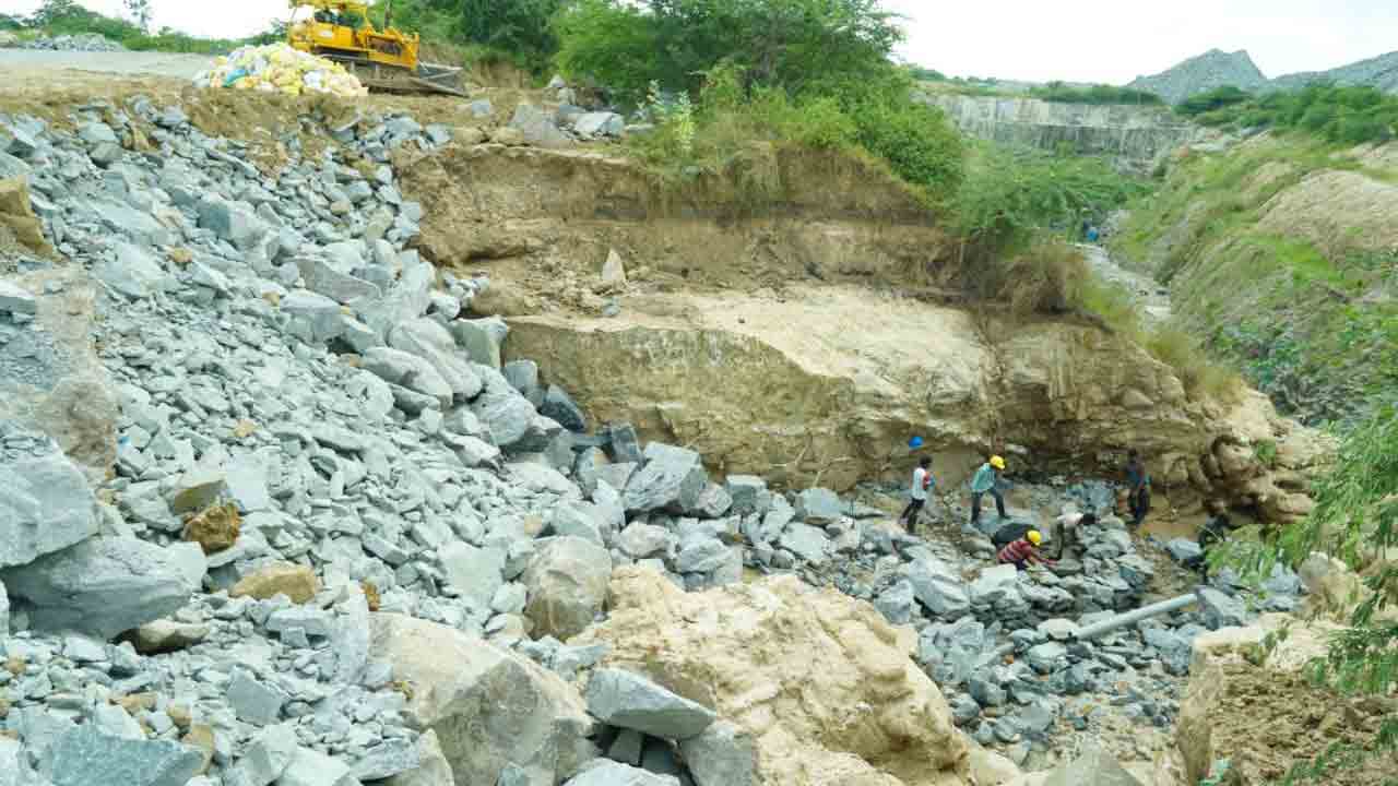 అంచనాలకు అందని నష్టం !