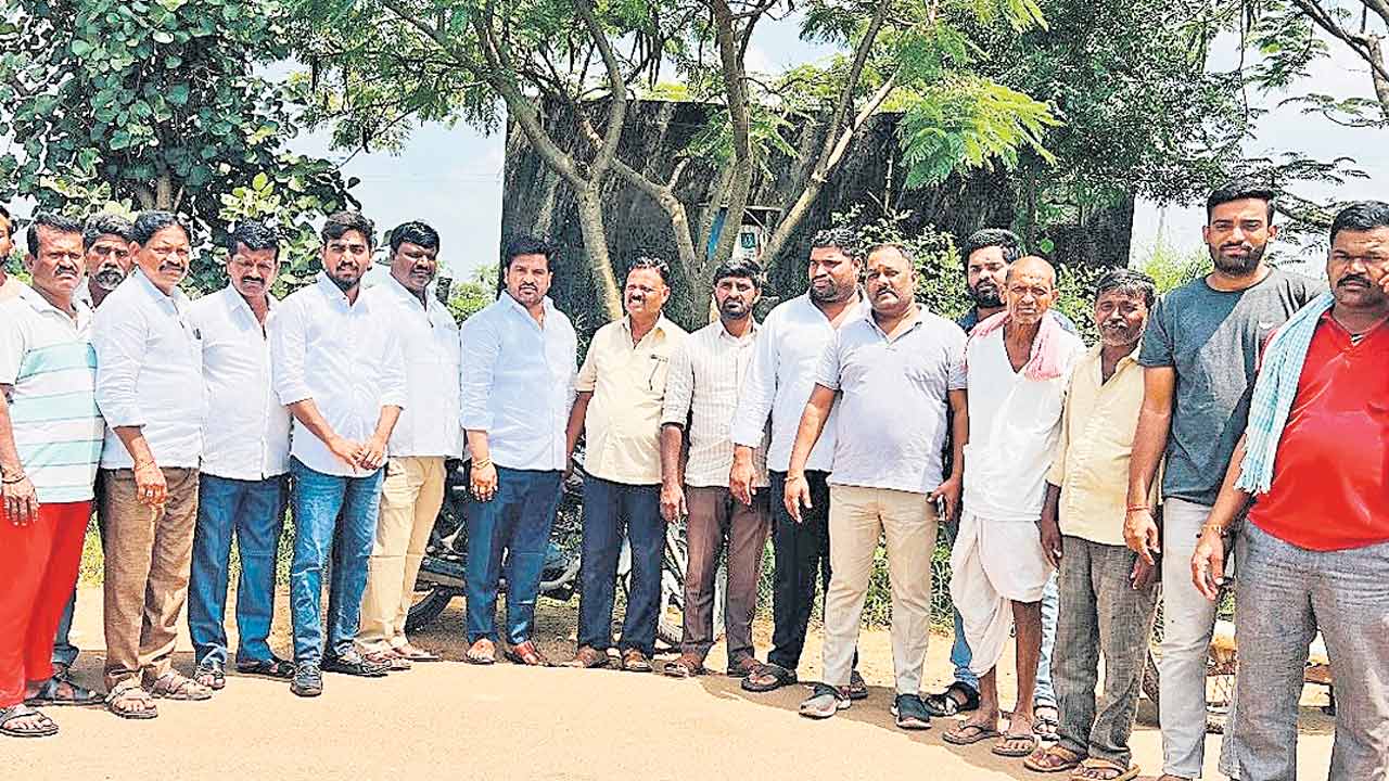 RRR | పెద్దోళ్ల కోసం పేదోళ్లు బలి కావాల్నా?.. ట్రిపుల్‌ ఆర్‌పై ప్రజలు ఆవేదన