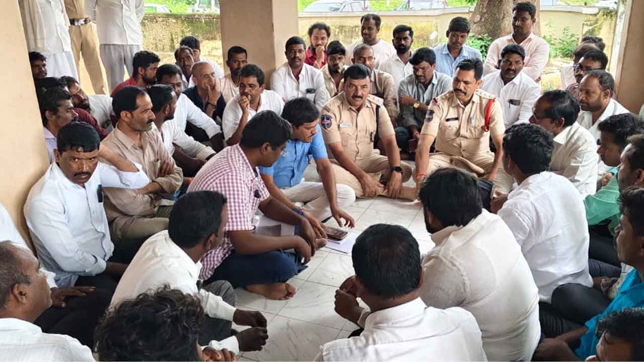 పరిహారం ఫస్ట్‌ పనులు నెక్స్ట్‌