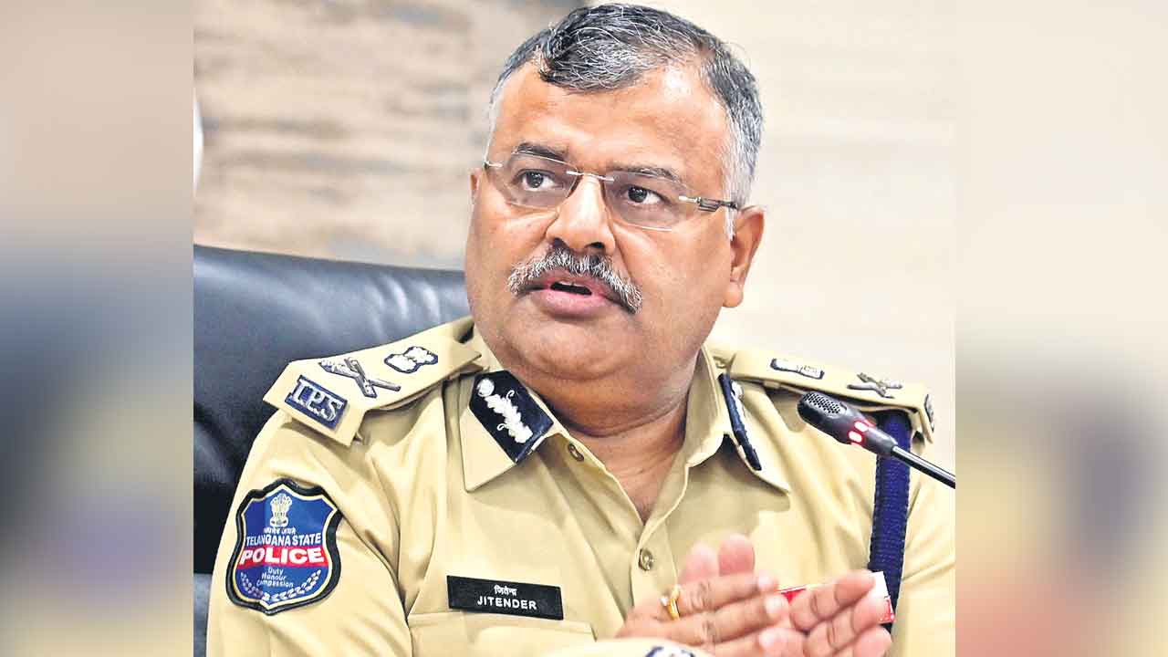 ఎమ్మెల్యే గాంధీపై చర్యలు తథ్యం