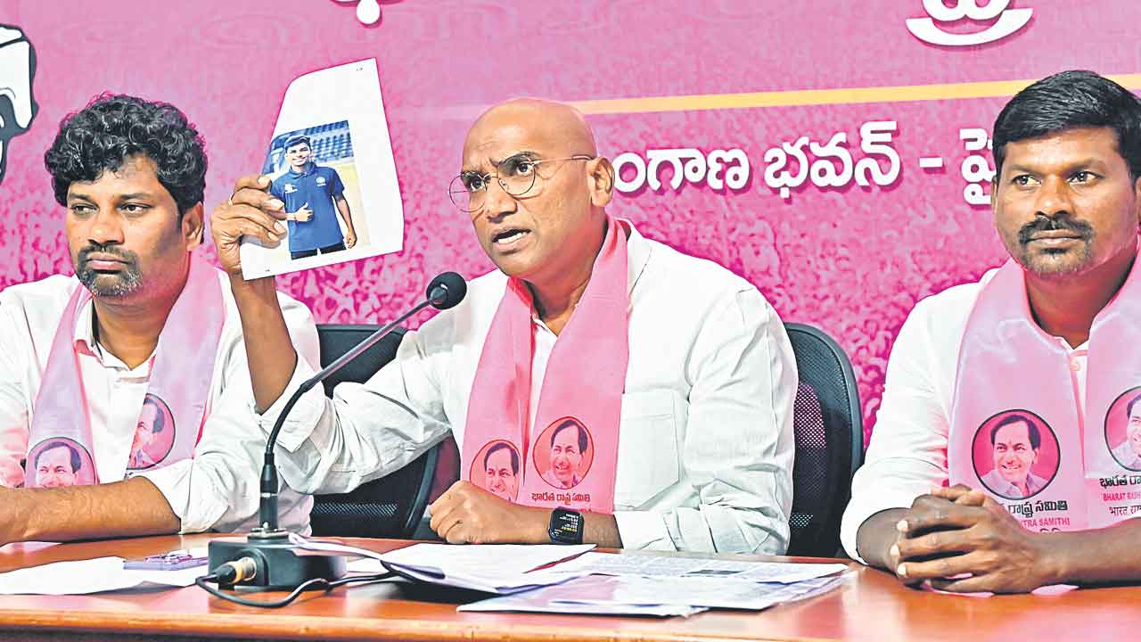 గురుకులాలను ధ్వంసం చేసే కుట్ర