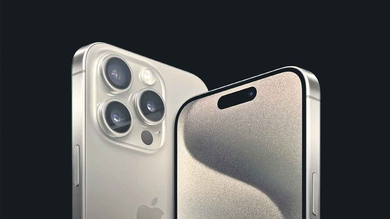 ధర దిగిన ఐఫోన్లు