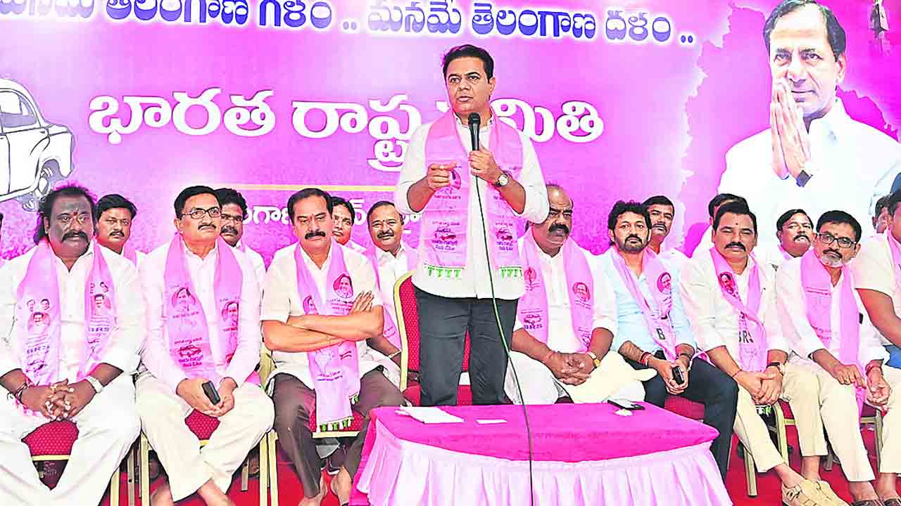 మాస్‌లీడర్‌.. ప్యూచర్‌ మినిస్టర్‌ !