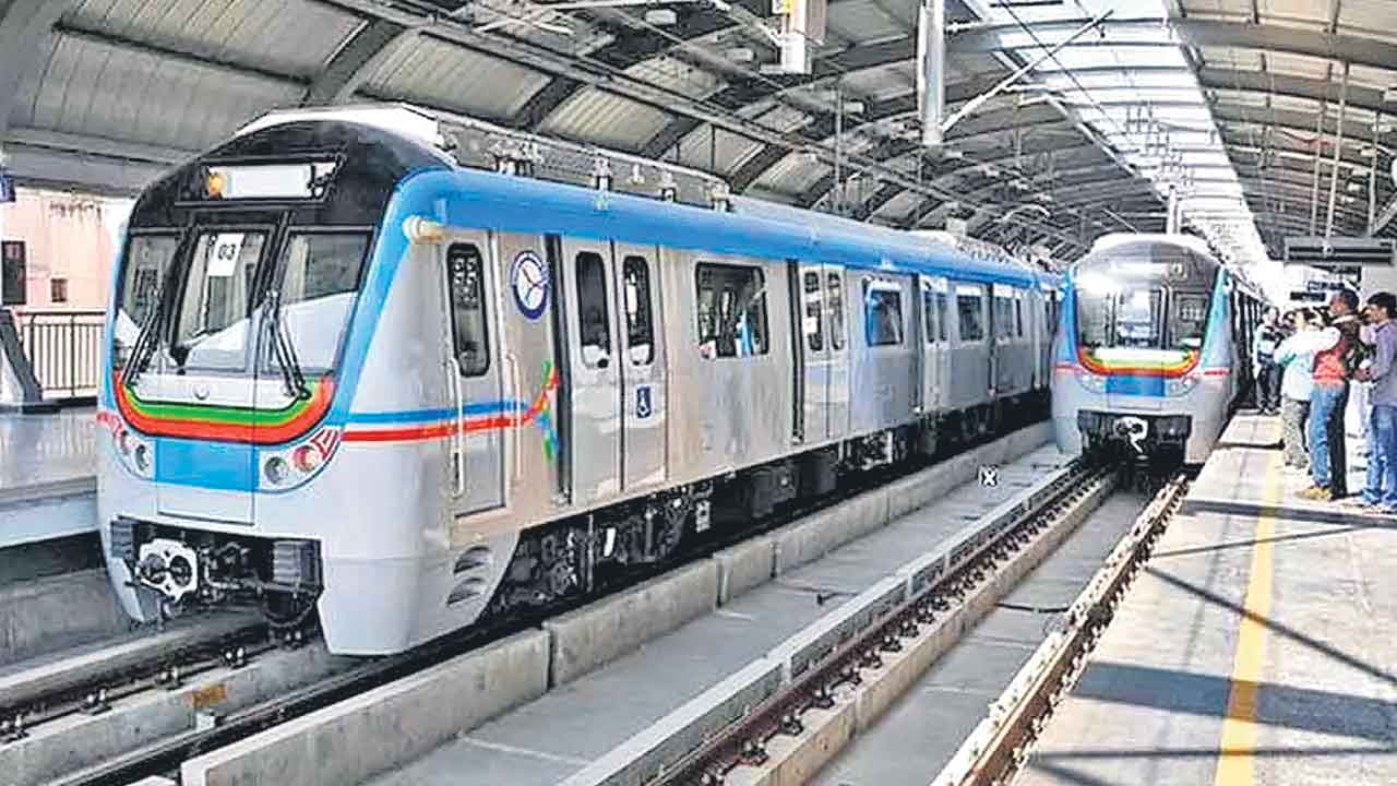Hyderabad Metro | వంకర టింకర.. పట్టాలెక్కకముందే మారిన మెట్రో-2లెక్కలు