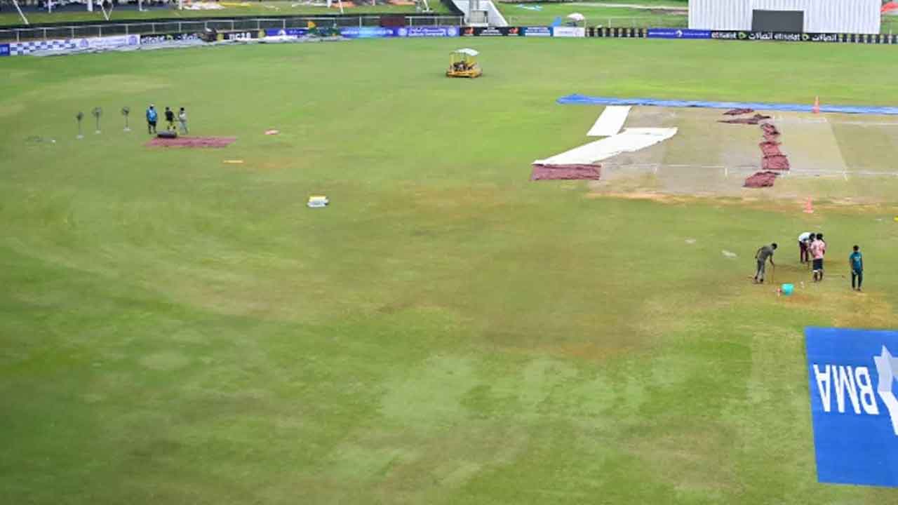 మూడో రోజూ బంతి పడలె!