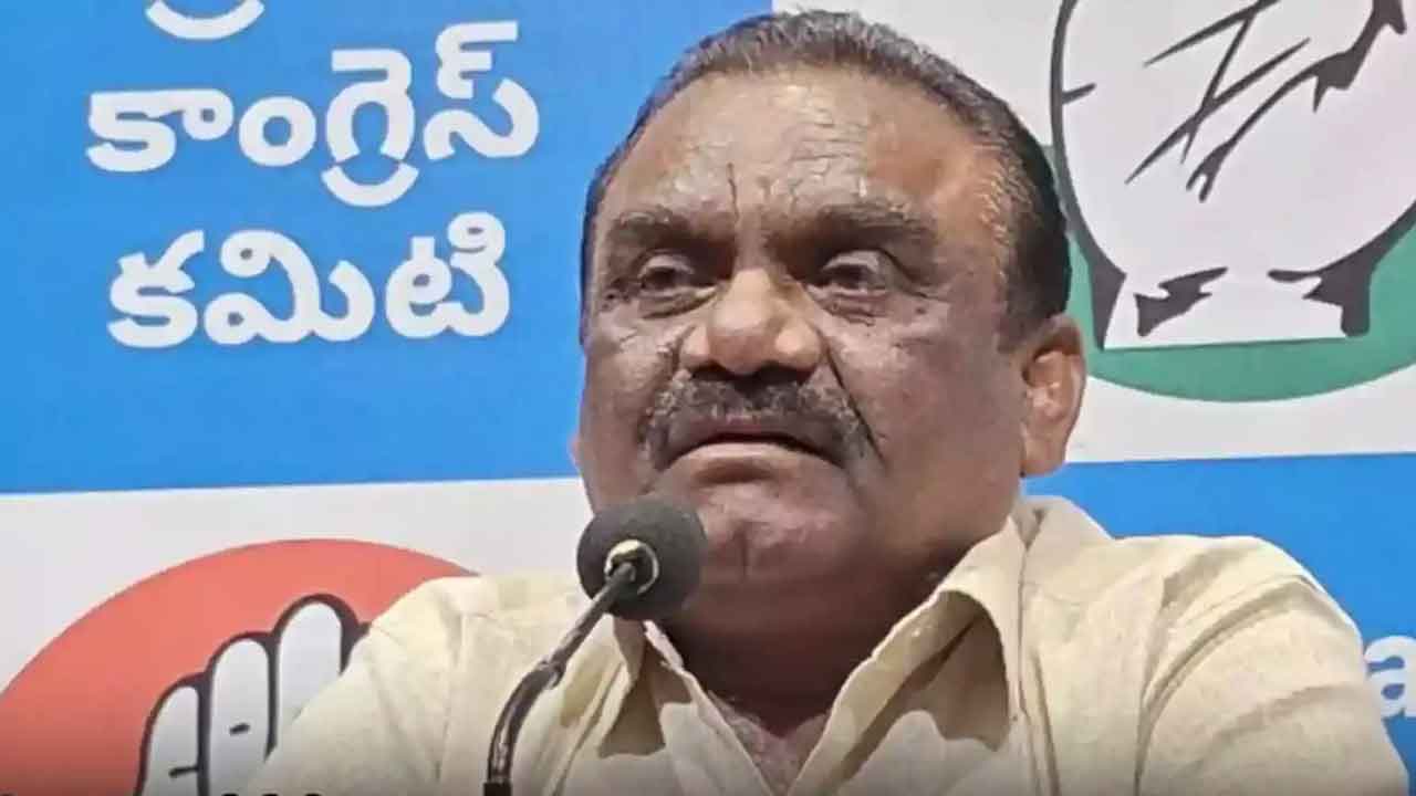 రుణమాఫీ చేయకుంటే తిరగబడుతాం