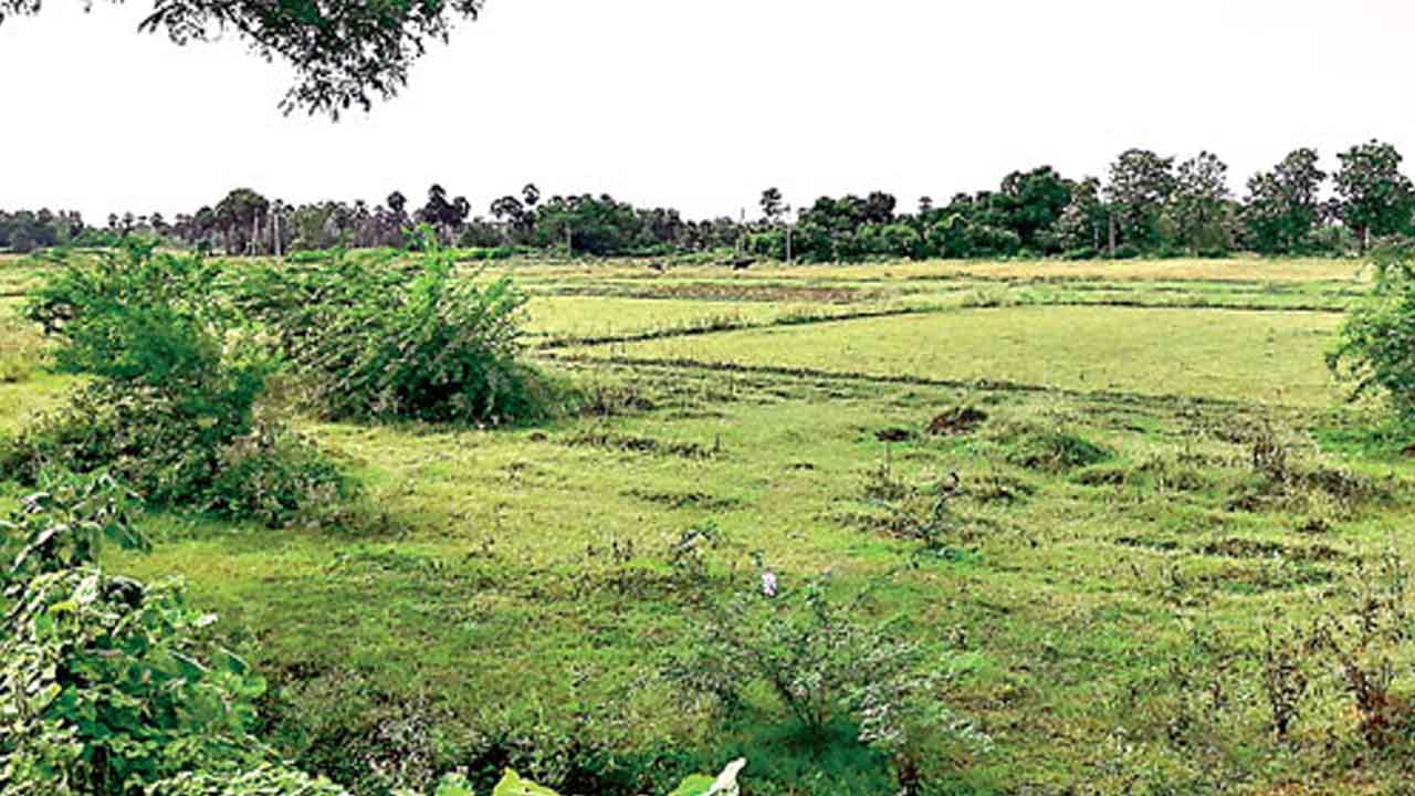 మంఖాల్‌ భూముల దందాలో మరో ట్విస్ట్‌