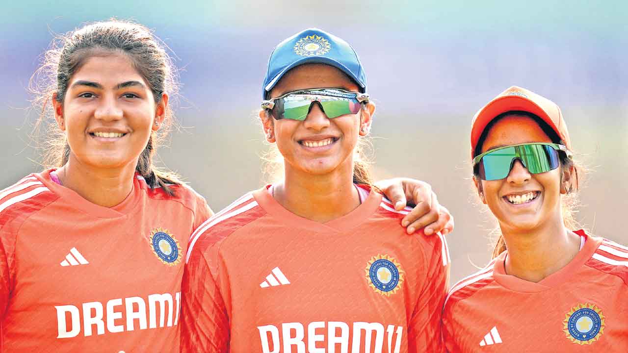 WBBL | మహిళల బిగ్‌బాష్‌ లీగ్‌లో భారత క్రికెటర్లు