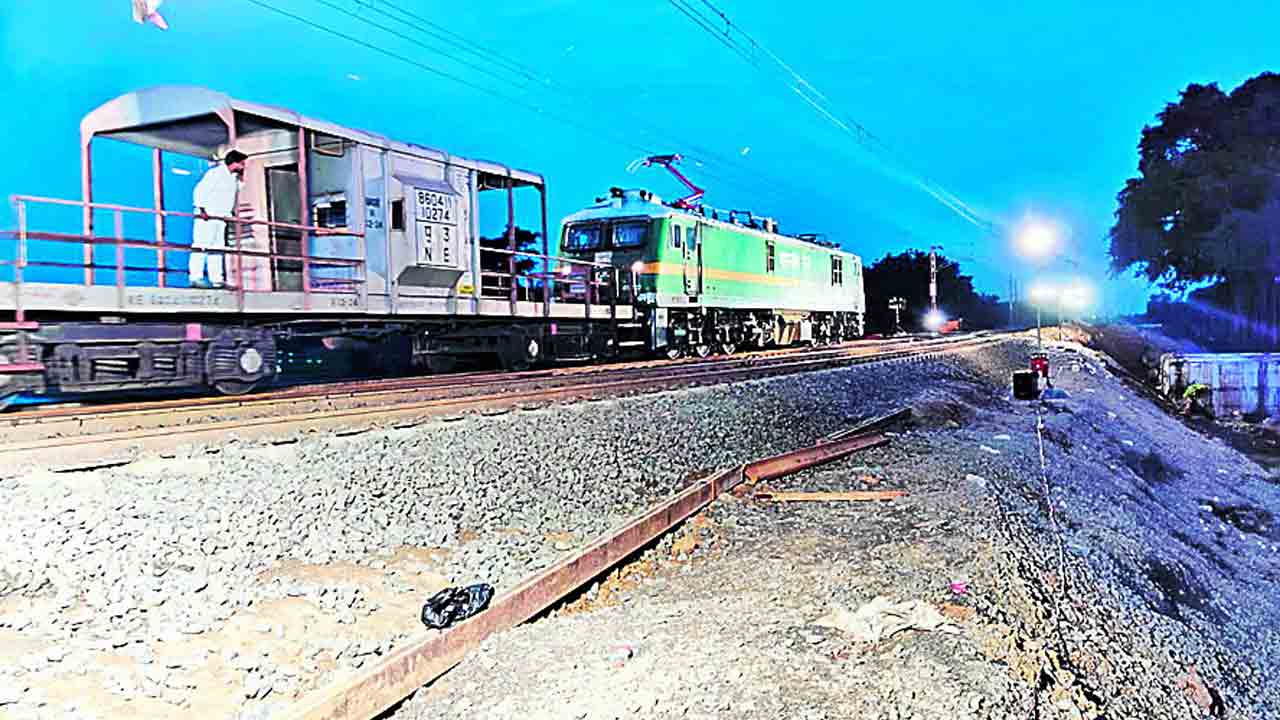 ఎట్టకేలకు మరమ్మతులు పూర్తి