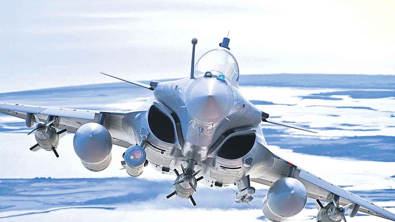 అవపాతాన్ని పర్యవేక్షించడానికి విస్తృతంగా ఉపయోగపడేవి?