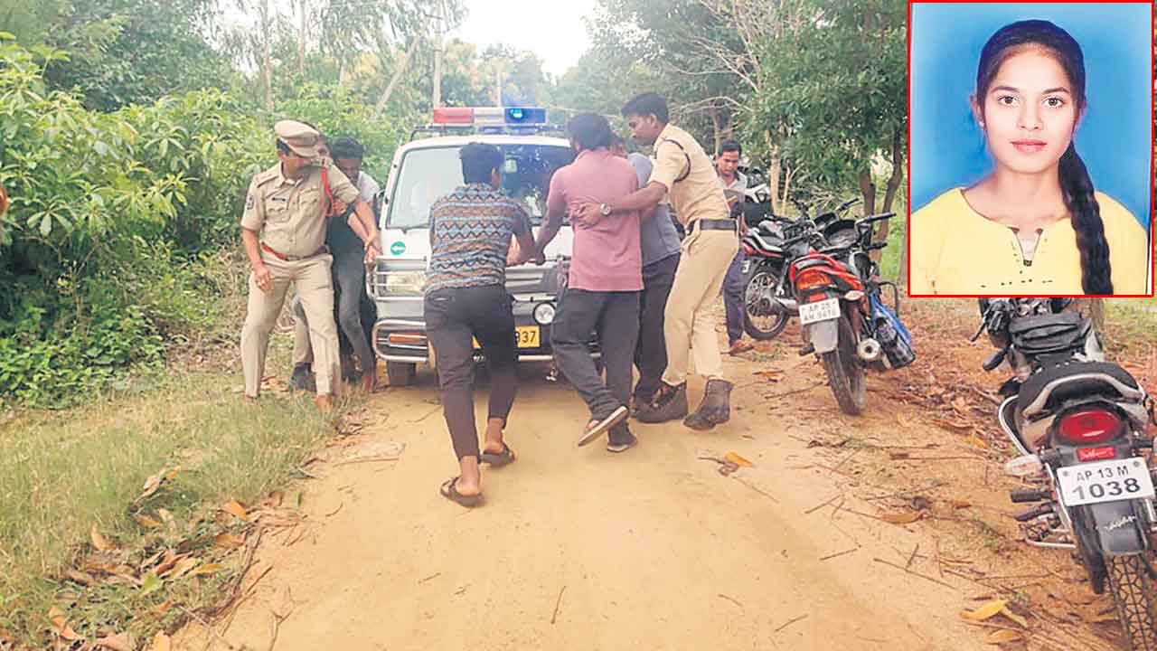 విద్యార్థిని ఆత్మహత్య