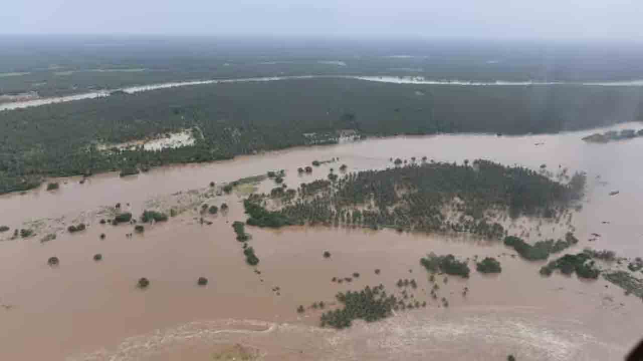 AP News | ఉత్తరాంధ్రలో భారీ వర్షాలు.. అల్లూరి జిల్లాలో విరిగిపడిన కొండచరియలు