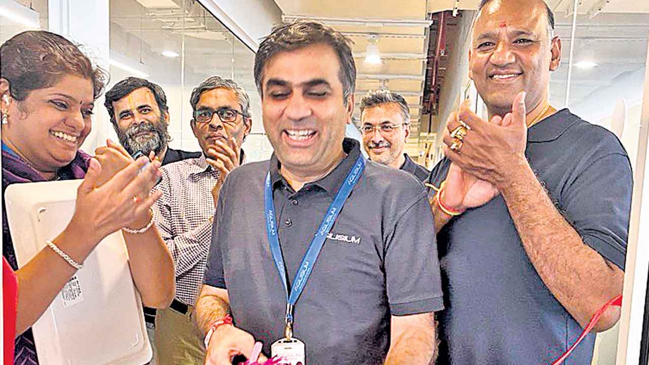 హైదరాబాద్‌లో అజిలిసియం సెంటర్‌