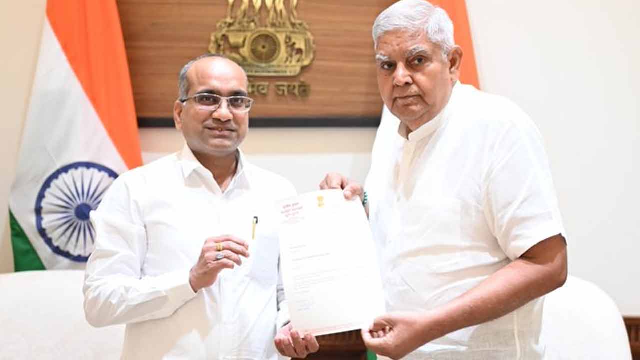 Sujeet Kumar | సుజీత్‌కుమార్‌ను పార్టీ నుంచి బహిష్కరించిన బీజేడీ.. ఎంపీ పదవికి రాజీనామా