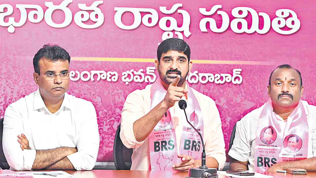 సీఎం పదవి నుంచి దించేదాకా వదలను