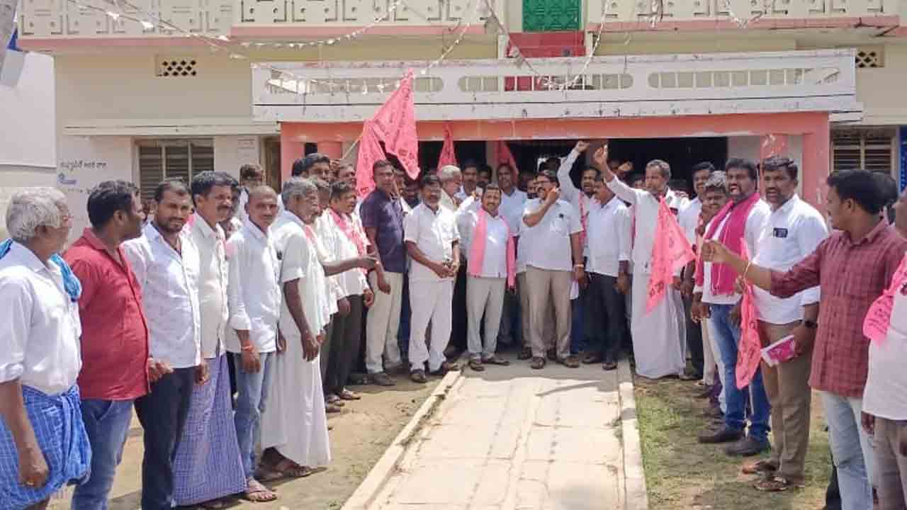 పూర్తిస్థాయిలో రుణమాఫీ చేయాలి