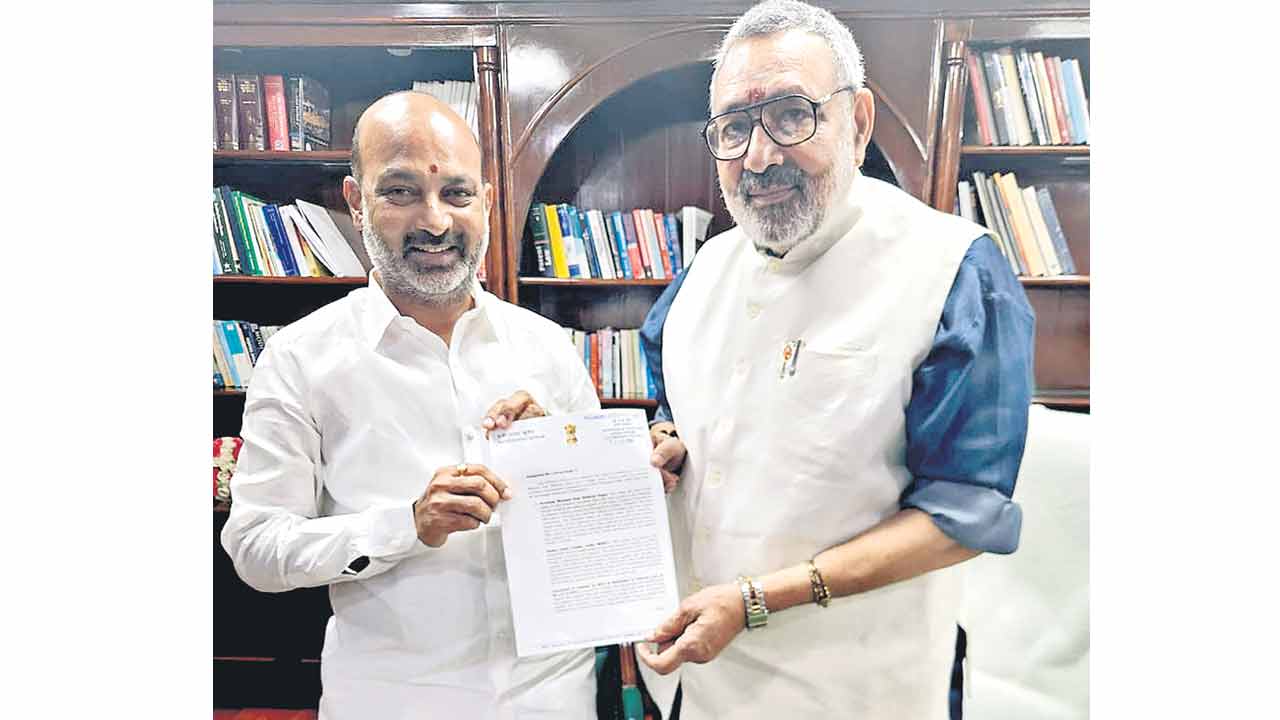 పవర్‌ లూం క్లస్టర్‌ను మంజూరు చేయండి