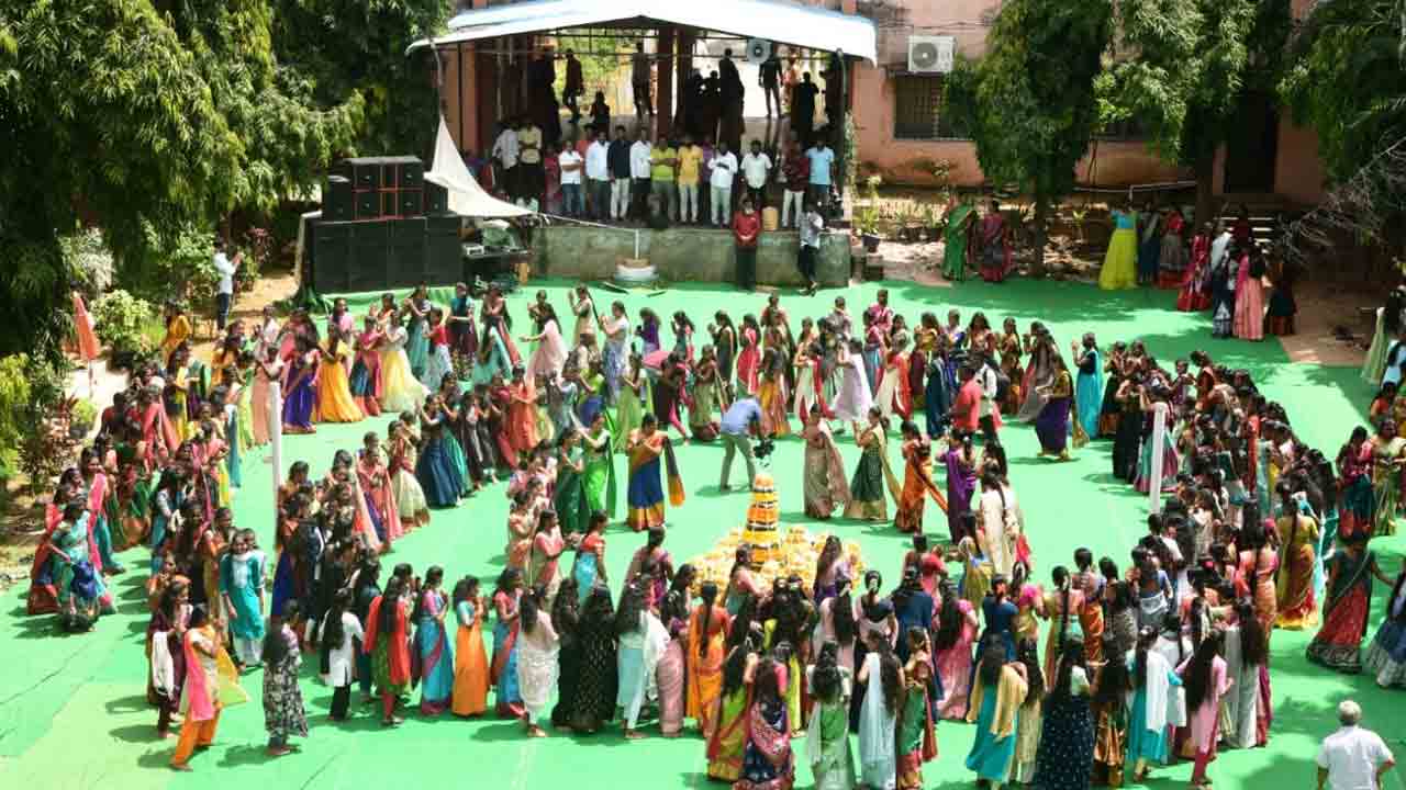 పూల సింగిడి