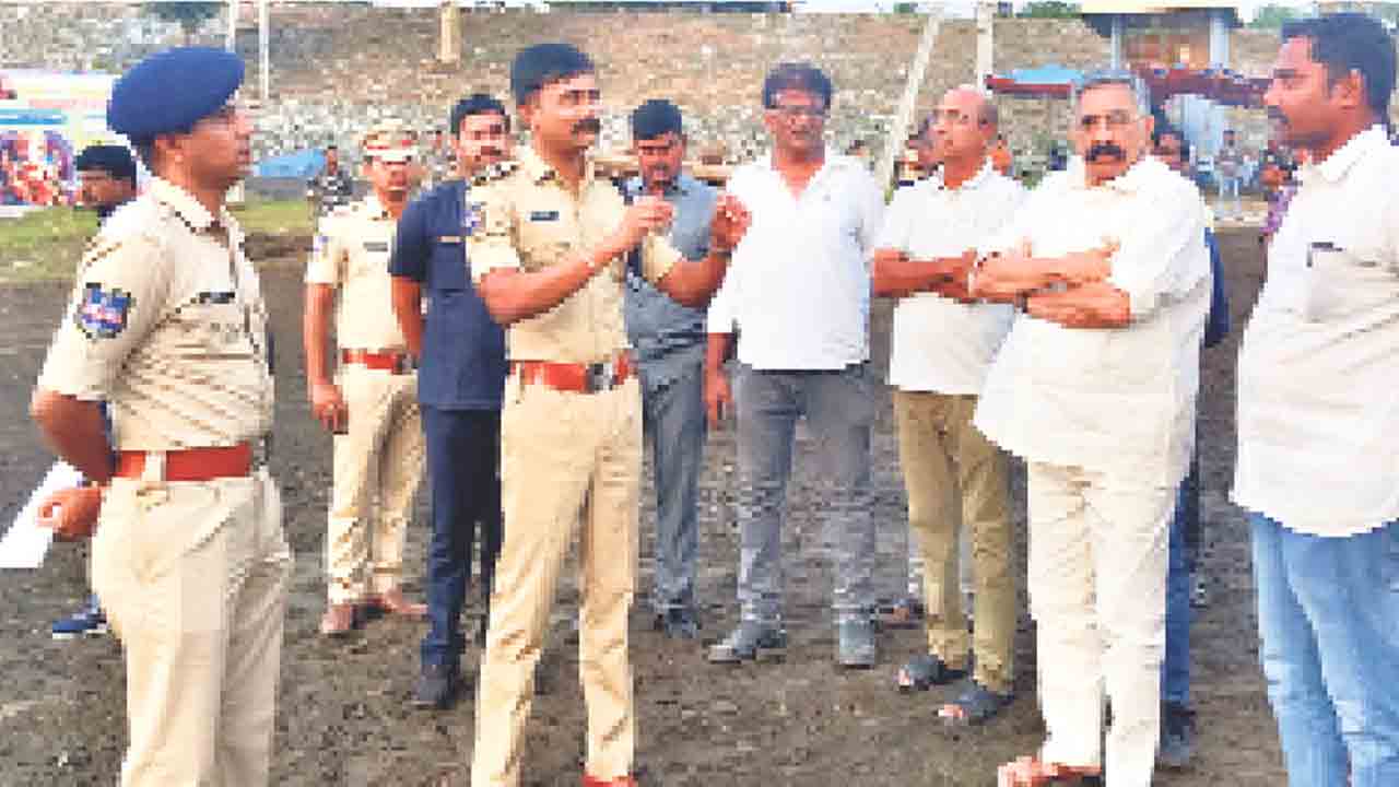 గణేష్‌ నిమజ్జనాలకు పకడ్బందీ చర్యలు