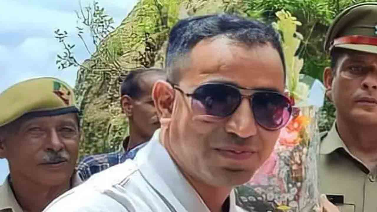 BJP leader Arrest | బాలికపై లైంగిక వేధింపులు.. బీజేపీ నేత అరెస్ట్, పార్టీ నుంచి బహిష్కరణ
