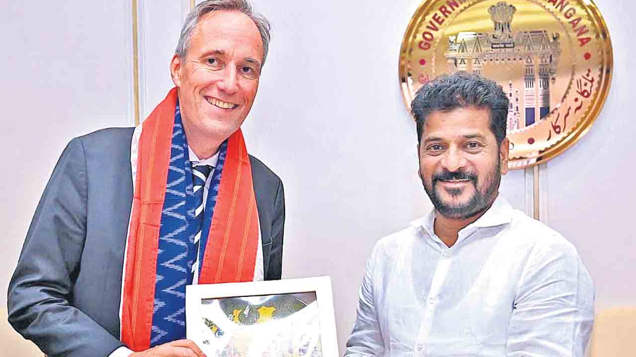 సీఎంతో వరల్డ్‌ బ్యాంక్‌ బృందం భేటీ